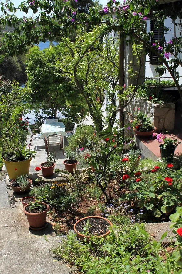 Apartments By The Sea Mali Losinj
