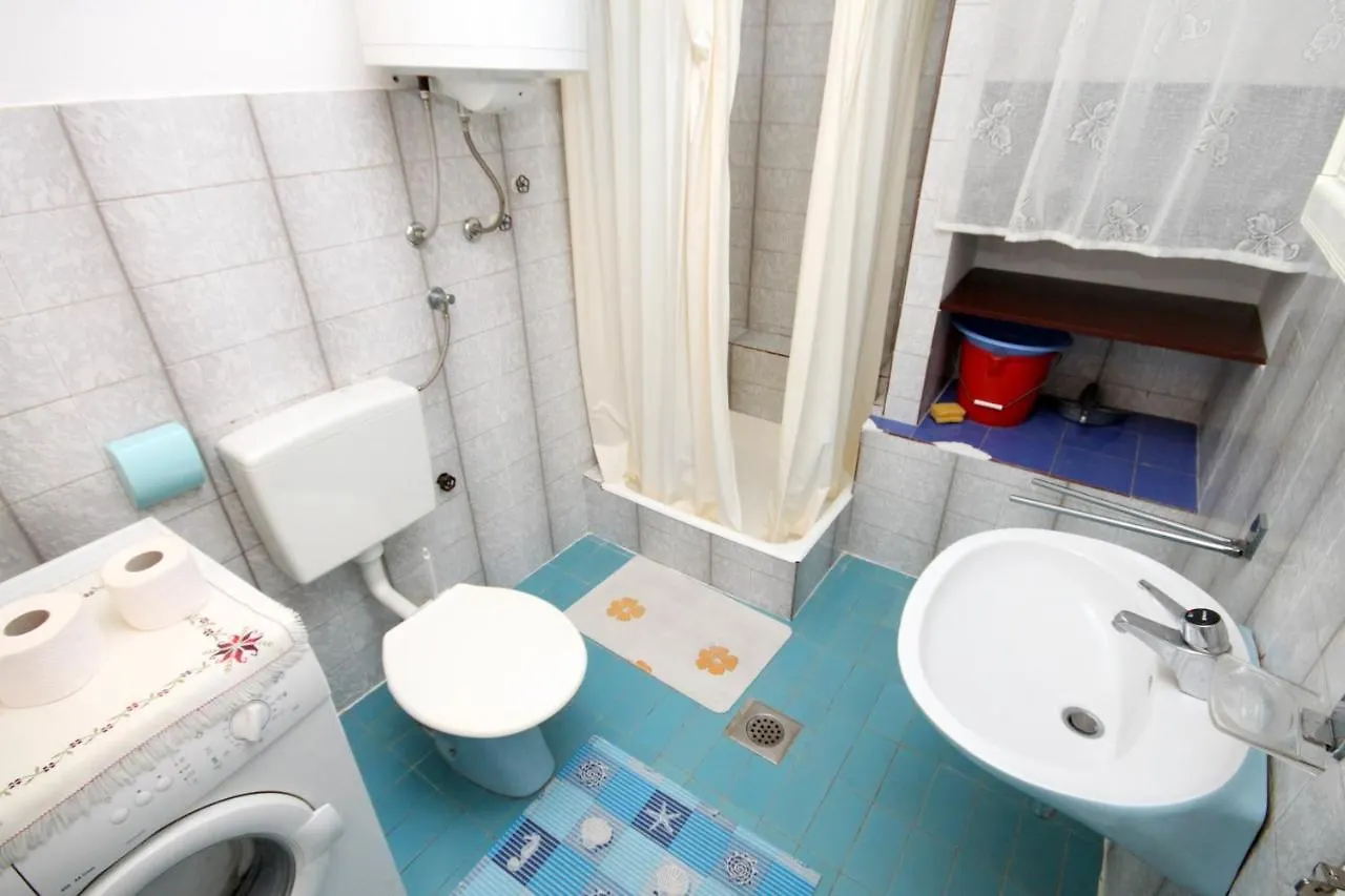 Apartments By The Sea Mali Losinj