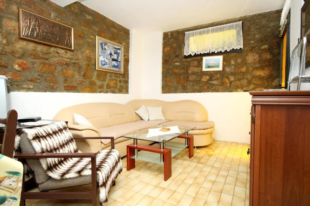 Apartments By The Sea Mali Losinj