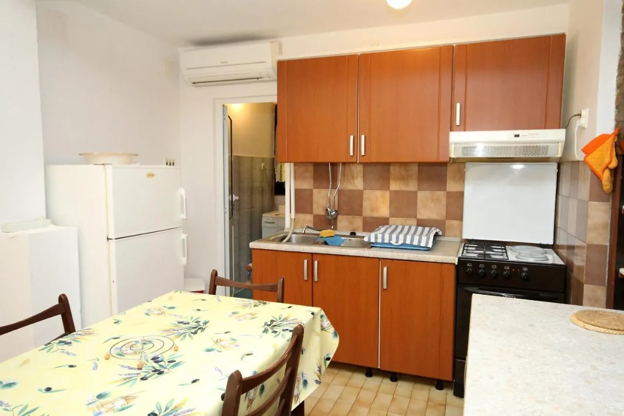 Apartments By The Sea Mali Losinj